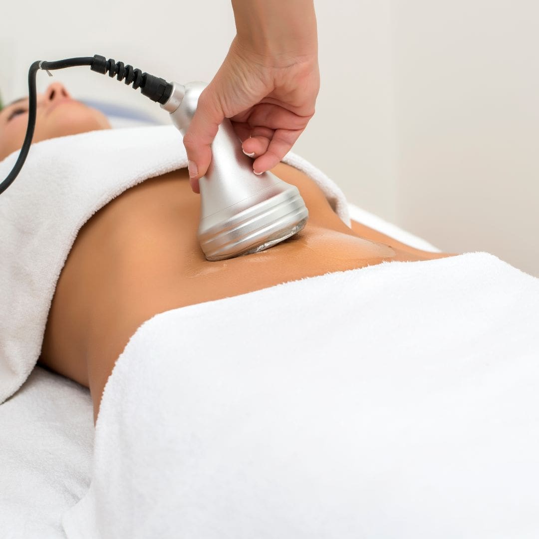 Professional body contouring treatment on the abdomen